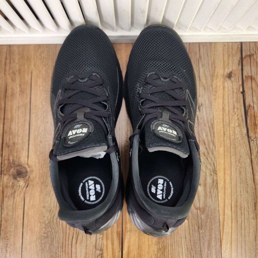 New Balance Men’s Black Athletic Running Shoes - Picture 6 of 11